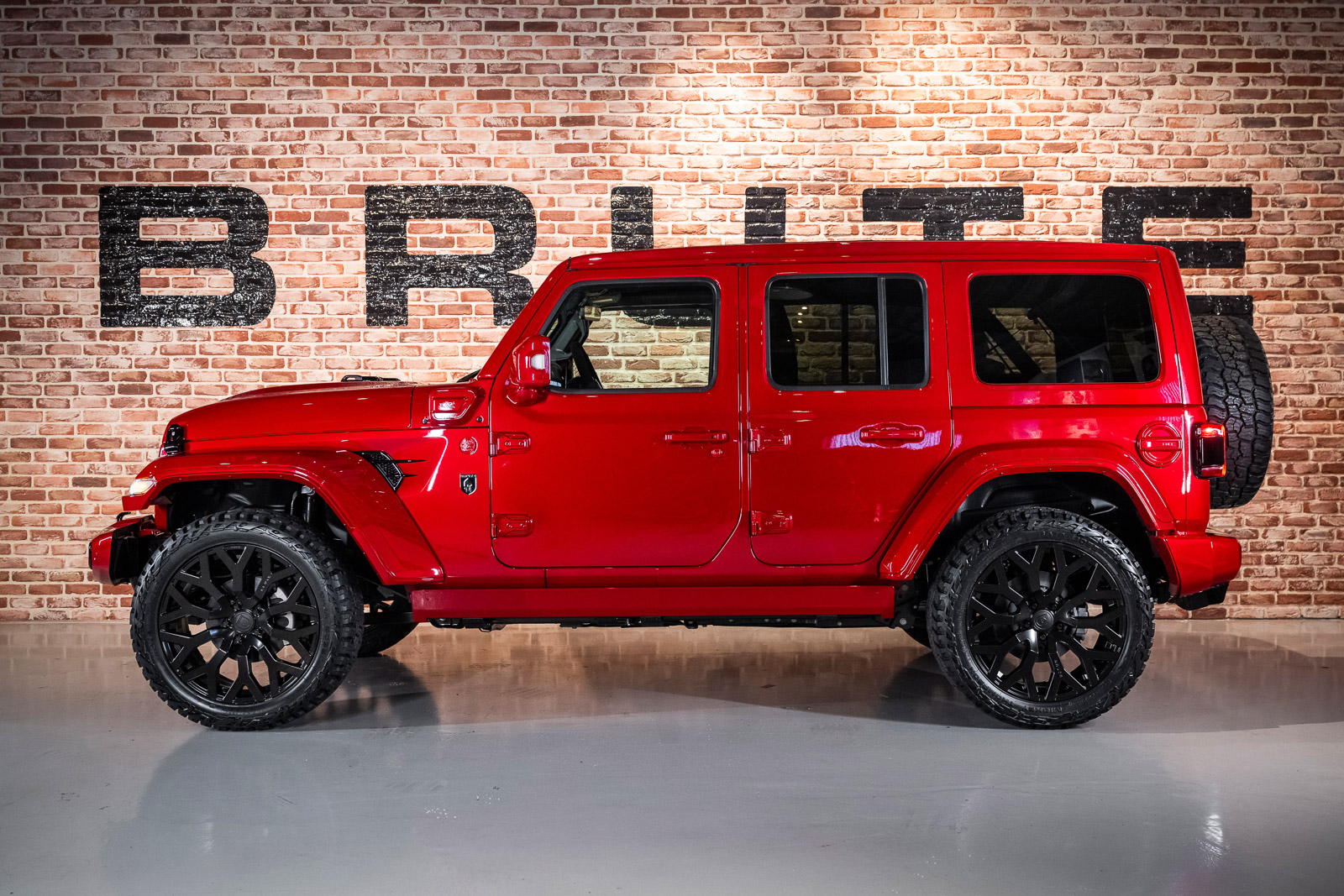 Vermilion velocity | Black diamond